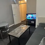 Great 2 Bed Apartment